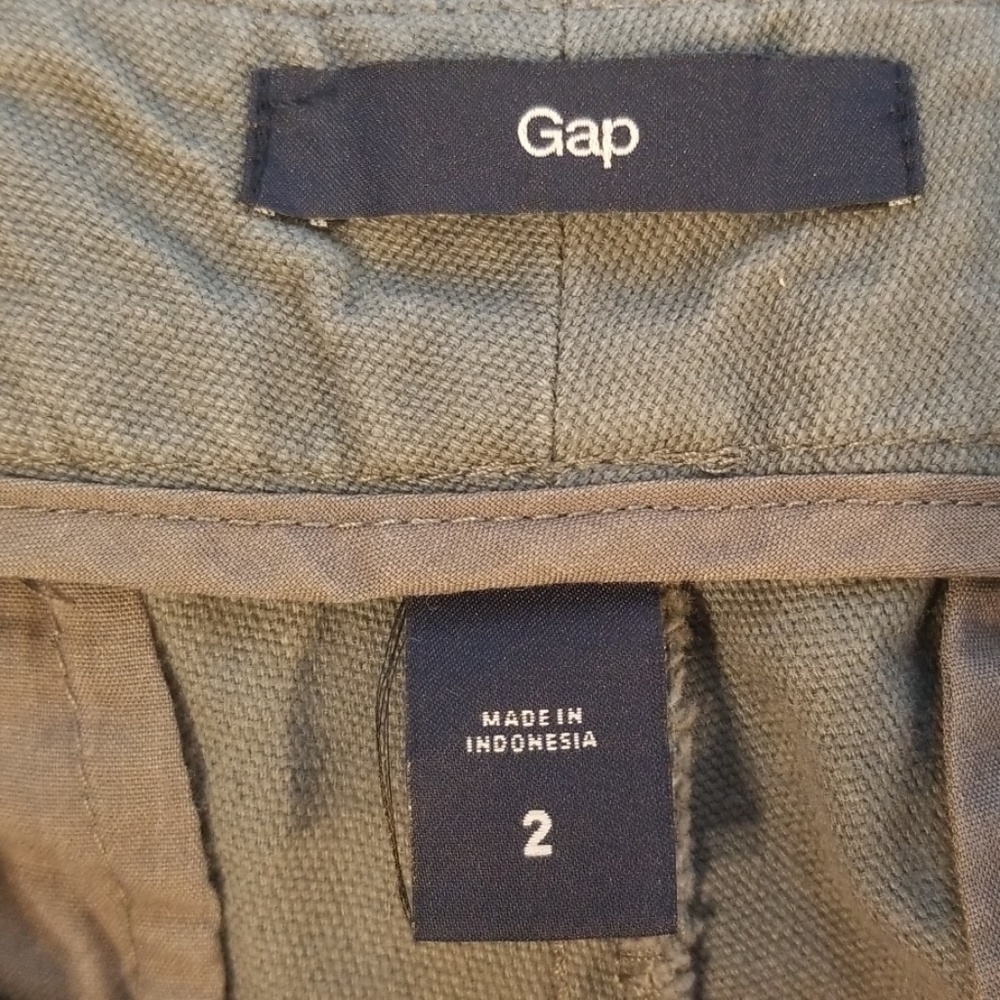 GAP shorts - Picture 7 of 7